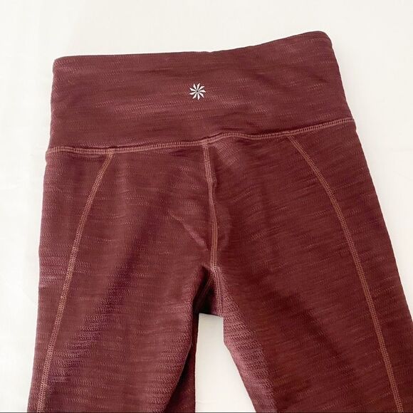 Athleta Jaquard Mantra Mesh Maroon Capri Crop XXS - Picture 3 of 7